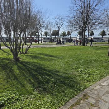 Pendik'teki Cep Otoparkı Ve Parkın Minibüsler Tarafından İşgal Edilmesi Nedeniyle Yaşanan Güvenlik Ve Temizlik Sorunları
