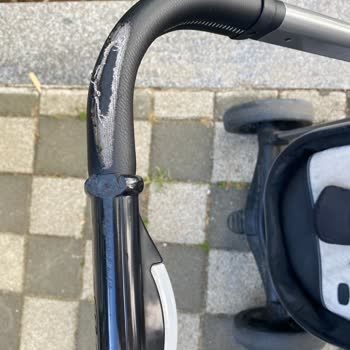 Bebek Arabası Hasarı Sonrası Sorumluluk Tartışması