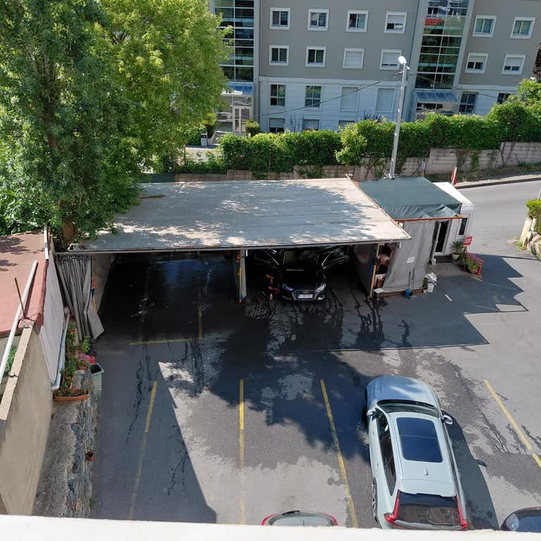 Oto Yıkama Gürültüsü Nedeniyle Evlerimizde Huzur Kalmadı