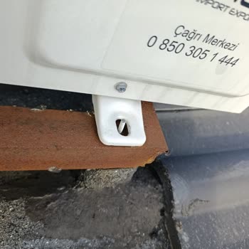 Çatıya Hatalı Montaj Sonrası Pervane Kırıldı Servis Ücret Talep Ediyor
