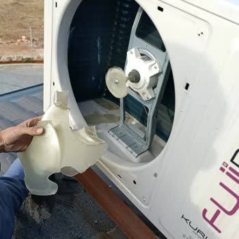 Çatıya Hatalı Montaj Sonrası Pervane Kırıldı Servis Ücret Talep Ediyor