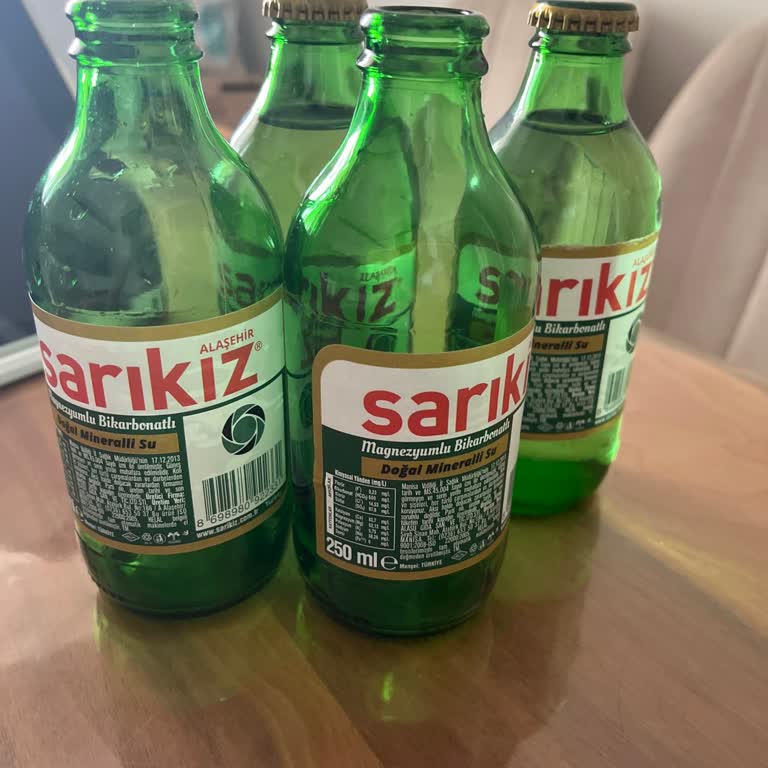 Aldığımız 6lı Pakette Tüm Sular Klor Kokulu Ve Bozuk Çıktı Sağlığımızdan Endişeliyiz