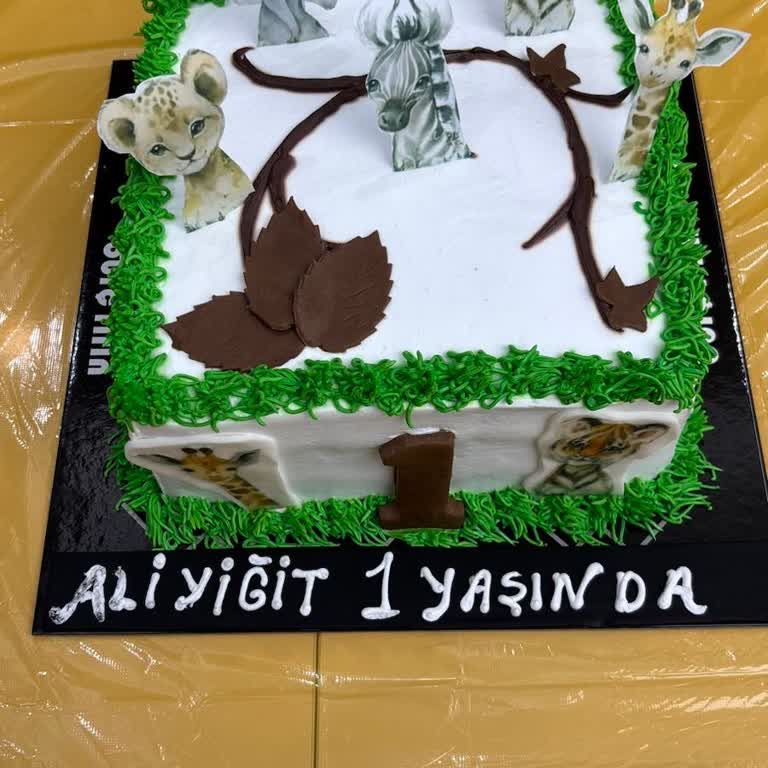 Çocuk Pastasında Figür Yerine A4 Kağıdı Ve Ekstra Ücret Şoku