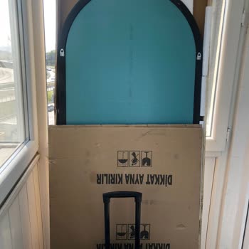 Kırık Gelen Ayna Ve İlgisiz Kargo Hizmetiyle Mağduriyet