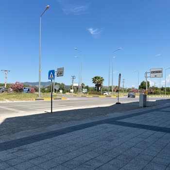 Sarıgerme Kavşağında Yetersiz Önlemler Nedeniyle Yaşanan Tehlike