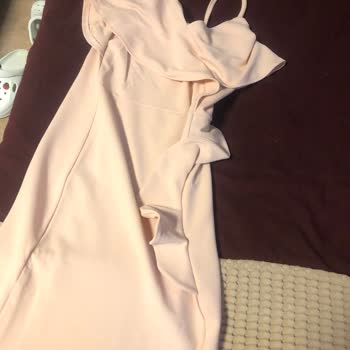 Sipariş Ettiğim Elbise Tamamen Farklı Ve Müşteri Hizmetleri Yanıt Vermiyor