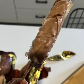 Kampanyalı Magnum Dondurmalar Bozuk Ve Küflü Teslim Edildi