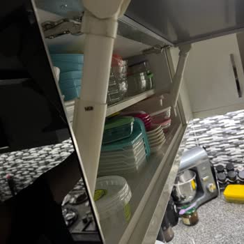 Dolap Kapakları Sürekli Düşüyor, Yedek Parça Bulamıyorum