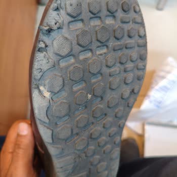 Bir Kez Giyilen Ayakkabının Tabanı Dağıldı, Değişim Talebim Reddedildi