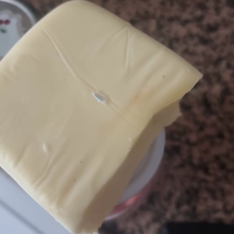 BİM'den Aldığım Küflü Ürünler Ve Devam Eden Sorumsuzluk