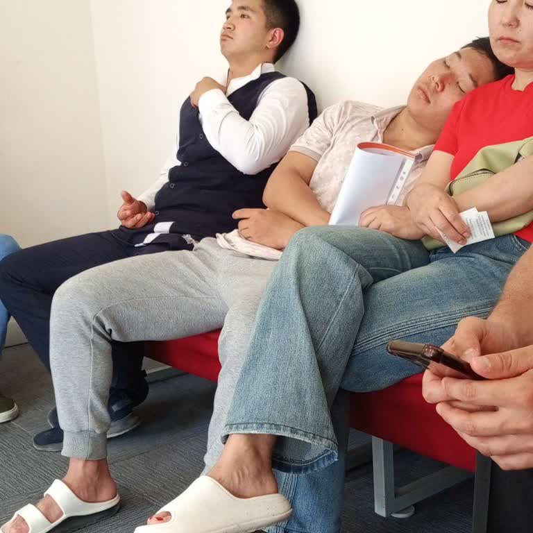 Denizbank Şubesinde Yetersiz Gişe Ve Uzun Bekleme Süresi