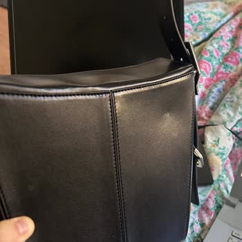 Doğum Günü Hediyesi Olarak Aldığım Çantada Defo Ve Müşteri Hizmetlerine Ulaşamama