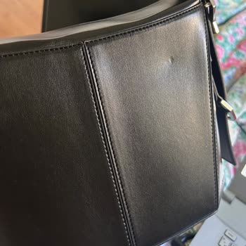 Doğum Günü Hediyesi Olarak Aldığım Çantada Defo Ve Müşteri Hizmetlerine Ulaşamama