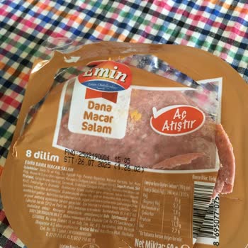 Salam Ürünlerinde Şüpheli Maddeler ve Güven Endişesi