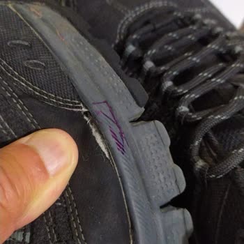 Skechers Ayakkabıda Kısa Sürede Kumaş Yırtılması Ve Kullanıcı Hatası Gerekçesiyle Ret