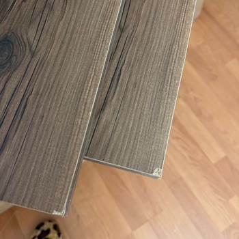 Kırık Ürün Ve Müşteri Hizmetlerinde Kötü Deneyim