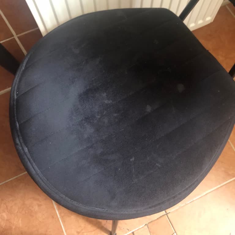 Sandalyemin Tamiri İçin Fahiş Fiyat Talebi