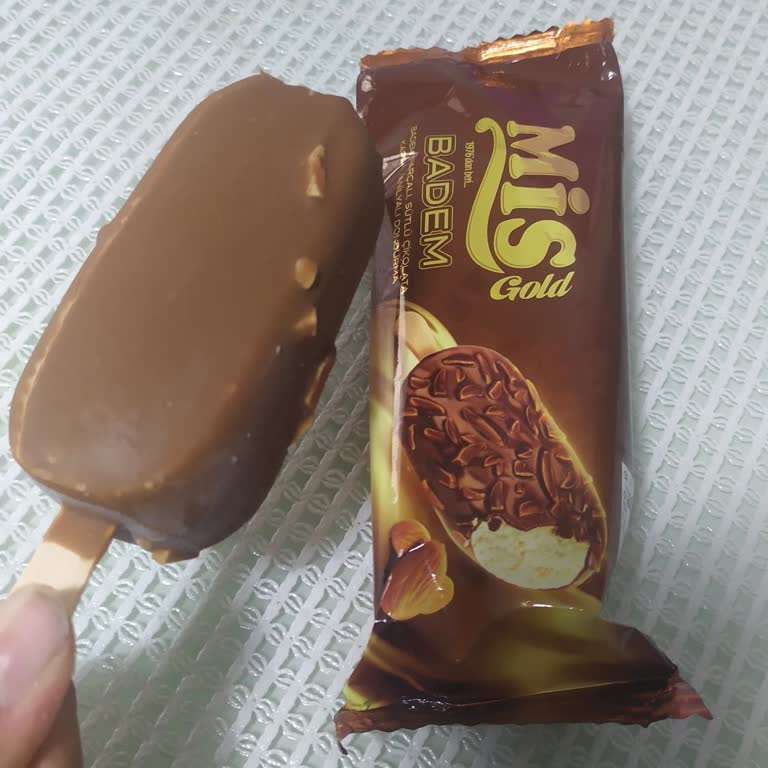 Görseldeki Badem Zenginliği Gerçekte Yok: Beklentim Karşılanmadı