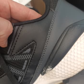 Lescon Ayakkabıda Boya Atması Sonrası Değişim Talebim Reddedildi, Mağaza İlgisiz