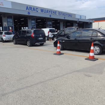 Büfe Çalışanının İşini Bırakıp Kendi Aracını Temizlemesi Nedeniyle Su Alamama Sorunu