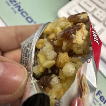 Tadım Gıda Satın Aldığım Tadım Barın İçinden Kıl Çıkması ve Mağduriyetim