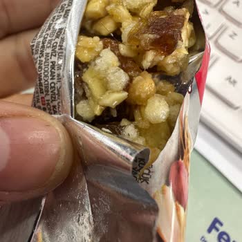 Tadım Gıda Satın Aldığım Tadım Barın İçinden Kıl Çıkması ve Mağduriyetim