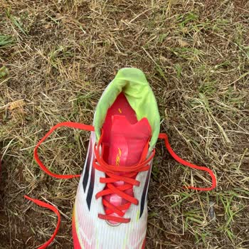 Adidas F50 Kramponlarda Hızlı Yıpranma Ve Kalite Sorunu