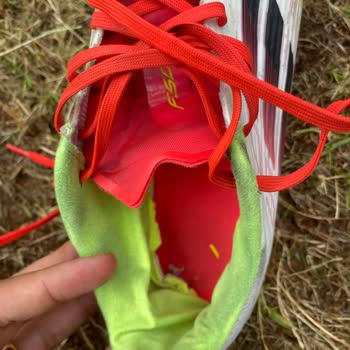 Adidas F50 Kramponlarda Hızlı Yıpranma Ve Kalite Sorunu