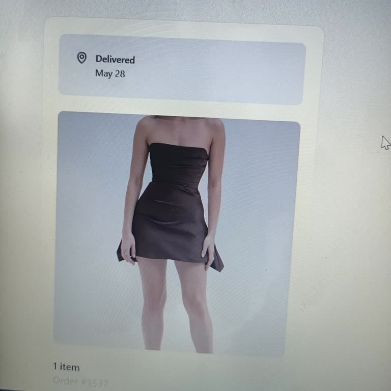 Rosvell Hem Param Gitti Hem De Mezuniyet İçin Kıyafetsiz Kaldım