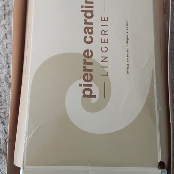 Kargoda Parçalanan Paket: Mahremiyete Saygısızlık!
