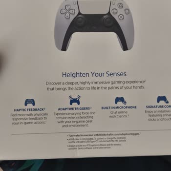 Satıcı Orijinal Ürün Yerine Sahte PlayStation 5 Kolu Gönderdi