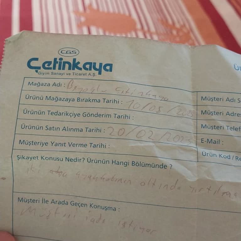 Aldığım Ayakkabının Altı Kısa Sürede Yırtıldı Mağaza İlgisiz Kaldı