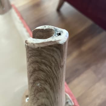 Berjerde Dikiş Ve Ayak Sorunları, Uzayan Servis Süreci