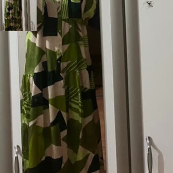 Yanlış Beden Elbise Ve İlgisiz Satıcı Deneyimi