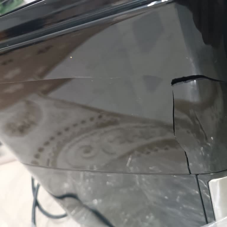 Kiwi Airfryer Servisten Kırık Ve Çalışmaz Şekilde Döndü