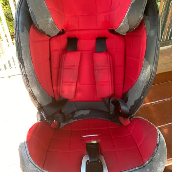 Kraft Çocuk Oto Koltuğunda Suni Deri Dökülmesi Ve Kalite Sorunu