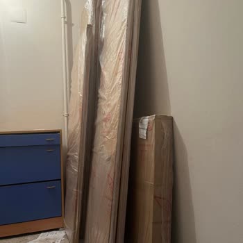 Kırık Gelen Dolabın Değişimi Ve Bilgilendirme Sorunu