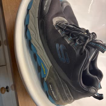 Skechers Ayakkabıda Kısa Sürede Yırtılma Ve İlgisiz Mağaza Çalışanları