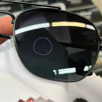 Sıfır Diye Satılan Gözlükte Çizik Çıktı Mağaza Sorumluluk Almadı