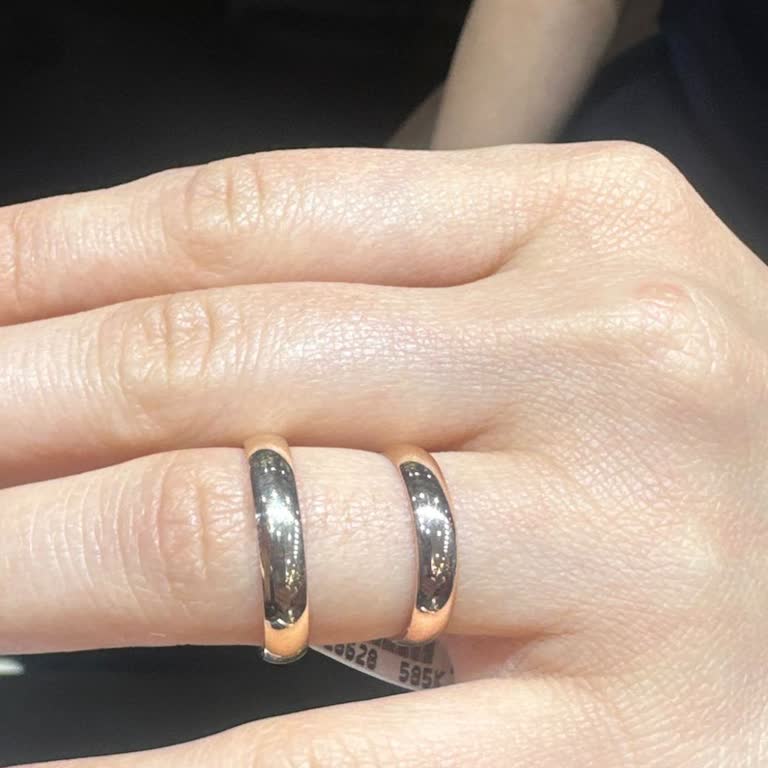 Sipariş Edilen Nişan Yüzüklerinin Hatalı Ve Eksik Teslimatı