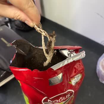 Çay Paketinden Çıkan Yabancı Cisim Ve İlgisiz Müşteri Hizmeti