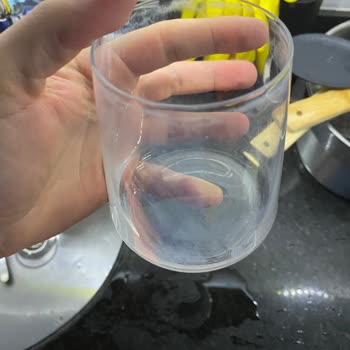 Arçelik Bulaşık Makinesi Bardakları Çiziyor Ve Servis Çözüm Bulamıyor