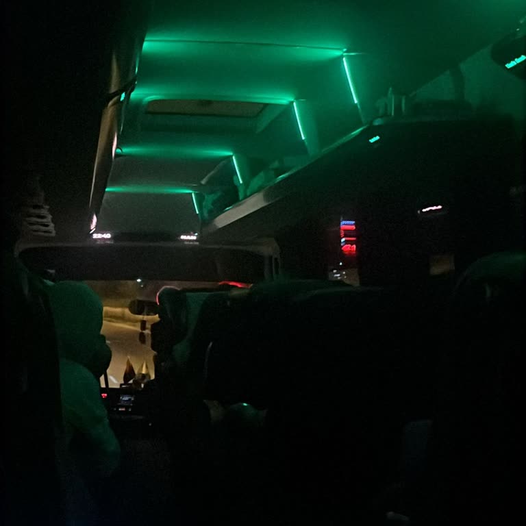 Yolculuk Sırasında Sürekli Çocuk Ağlaması Ve Personelin Duyarsızlığı