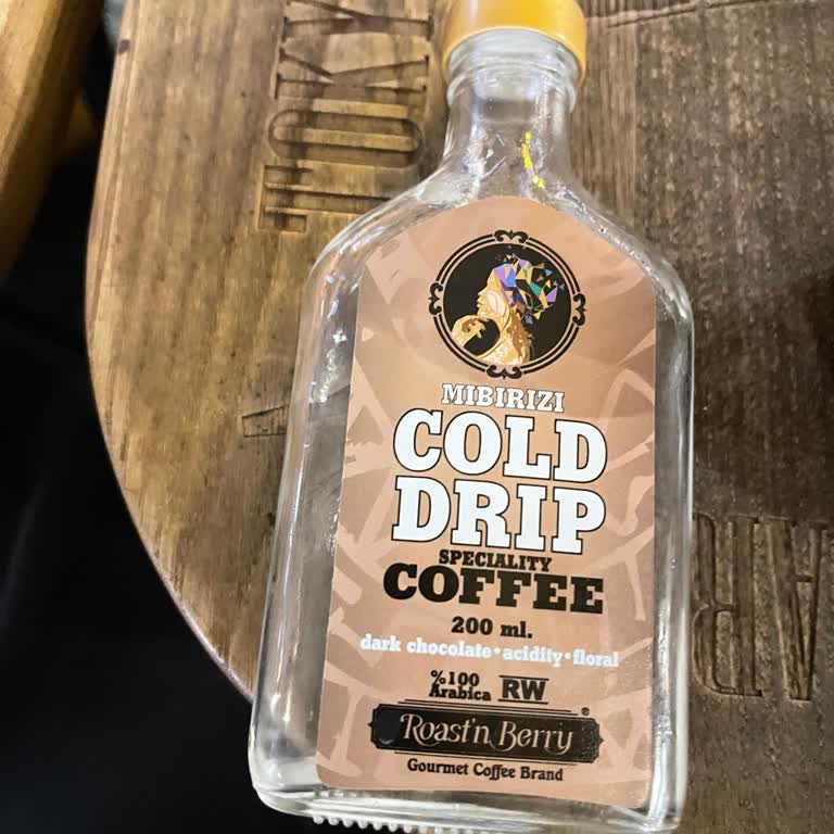 Roast'n Berry Şişe İçin İstenen Ücret