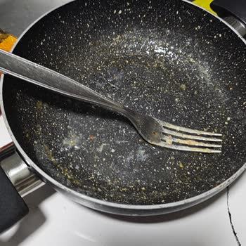 Asperox Sarı Güç Yağ Lekelerini Vaat Edildiği Gibi Temizlemiyor