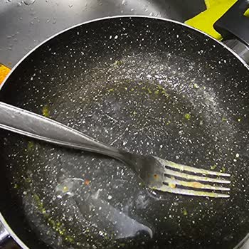 Asperox Sarı Güç Yağ Lekelerini Vaat Edildiği Gibi Temizlemiyor