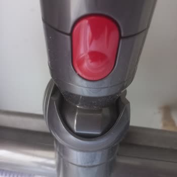 Dyson V15 Süpürge Başlık Arızası Ve Müşteri Hizmetlerine Ulaşamama