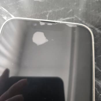 Sıfır İphone’da Ekran Göçüğü Şoku: İade Engeliyle Karşılaştım