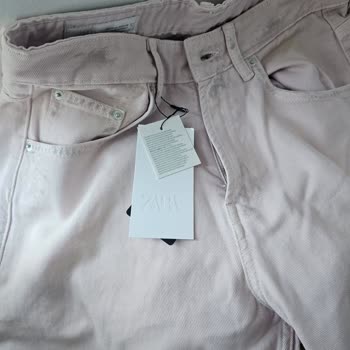 Zara Yeni Sezon Ürünü Lekeli Ve Kirli Teslim Edildi