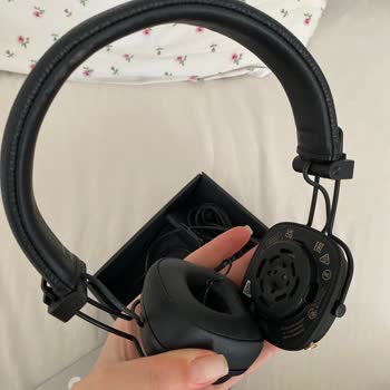 Garanti Kapsamında Kulaklık Tadilatı Yapılmadan Bilgi Verilmeden Geri Gönderildi